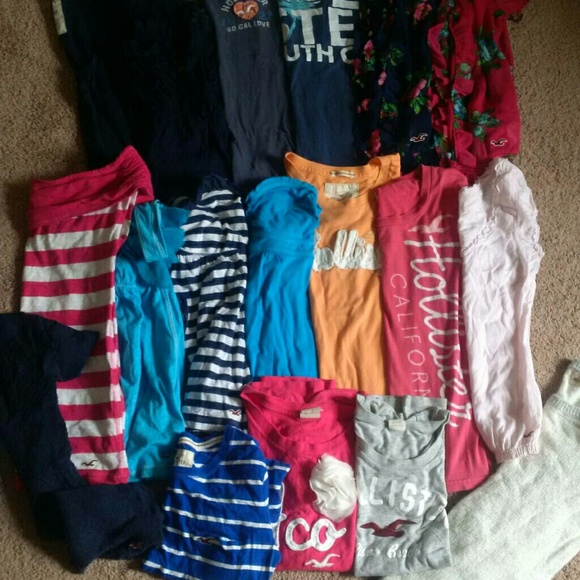 Hollister Tops - Hollister shirt bundle